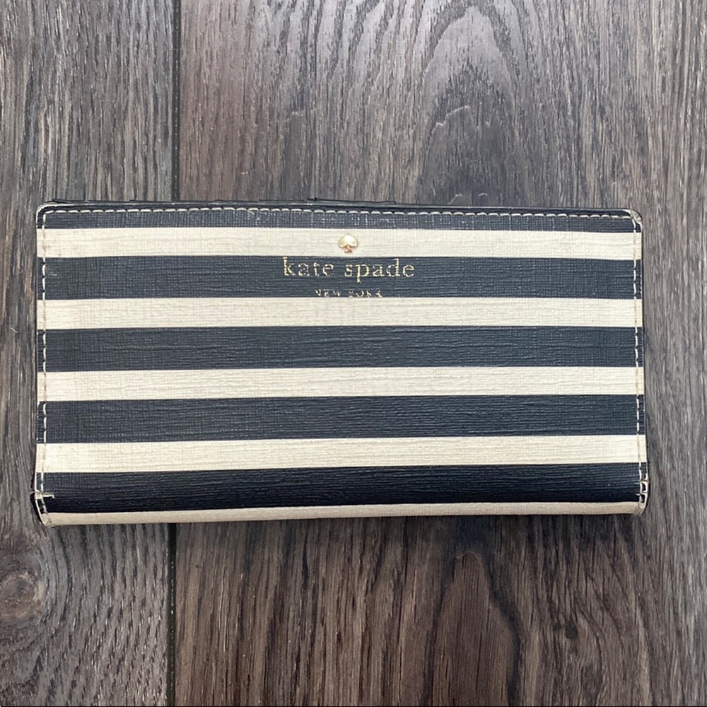Kate Spade Black and Cream Striped Wallet